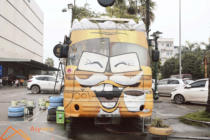 Thiết kế quán Cà phê trên xe bus và nét độc đáo của cà phê Việt